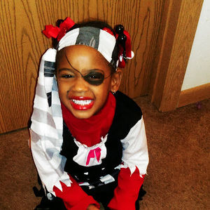 Meet your Posher, Dericka